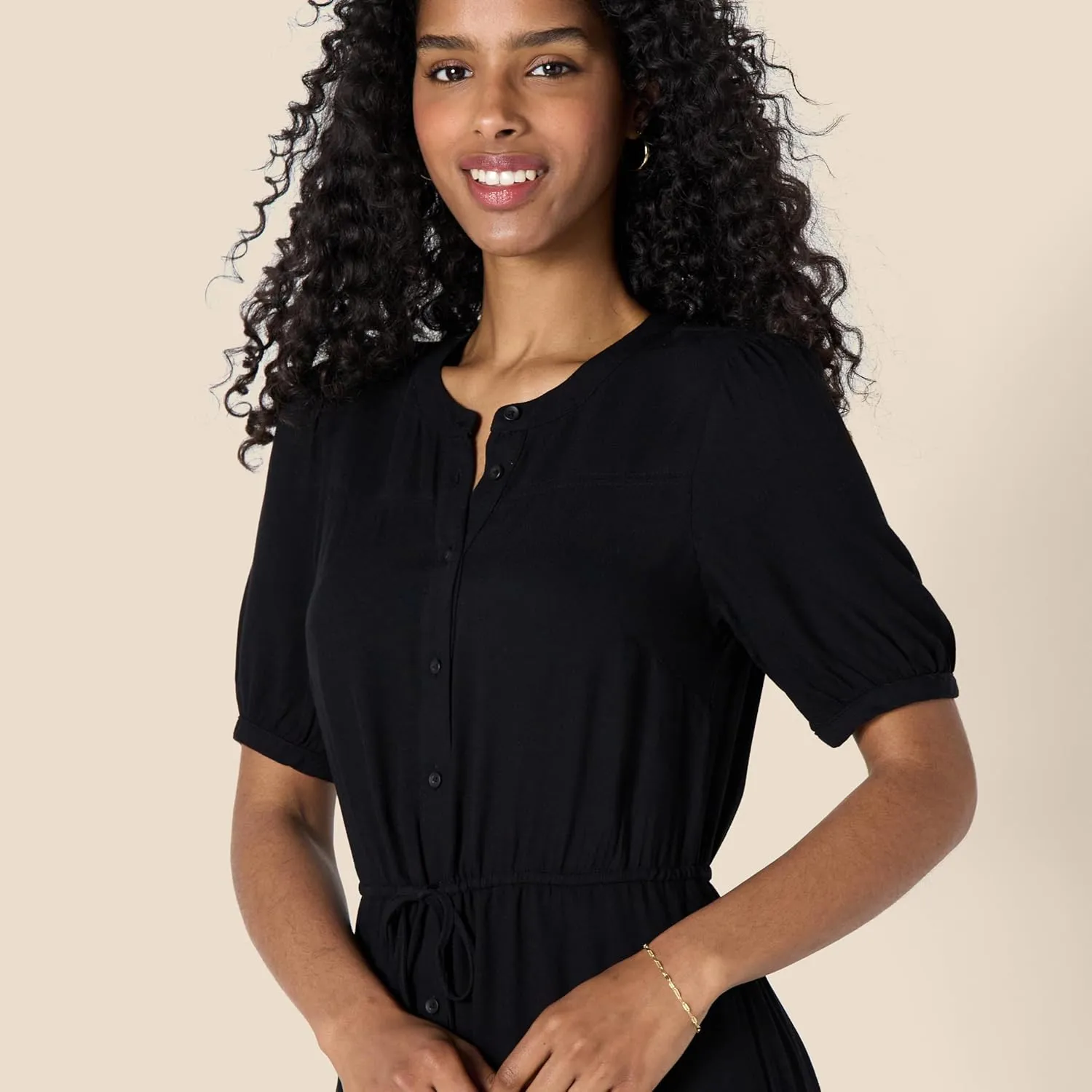 Amazon Essentials Women's Relaxed Fit Half-Sleeve Waisted Midi A-Line Dress