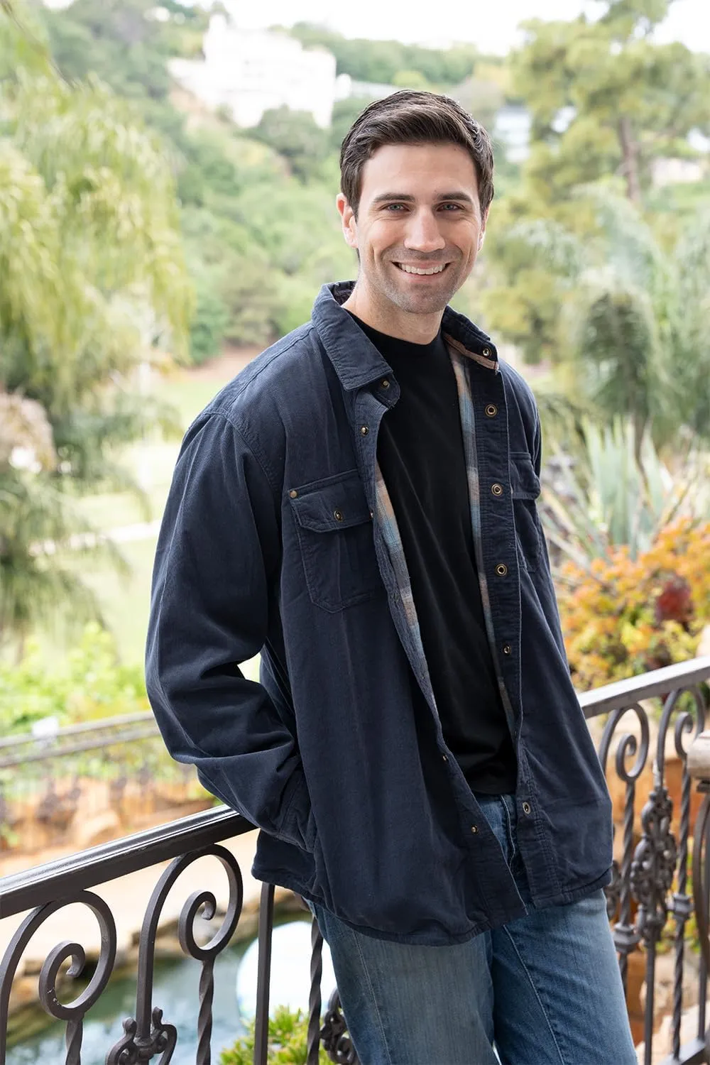 Gioberti Men's 100% Cotton Extremely Soft Corduroy Shirt Jacket with Flannel Lining