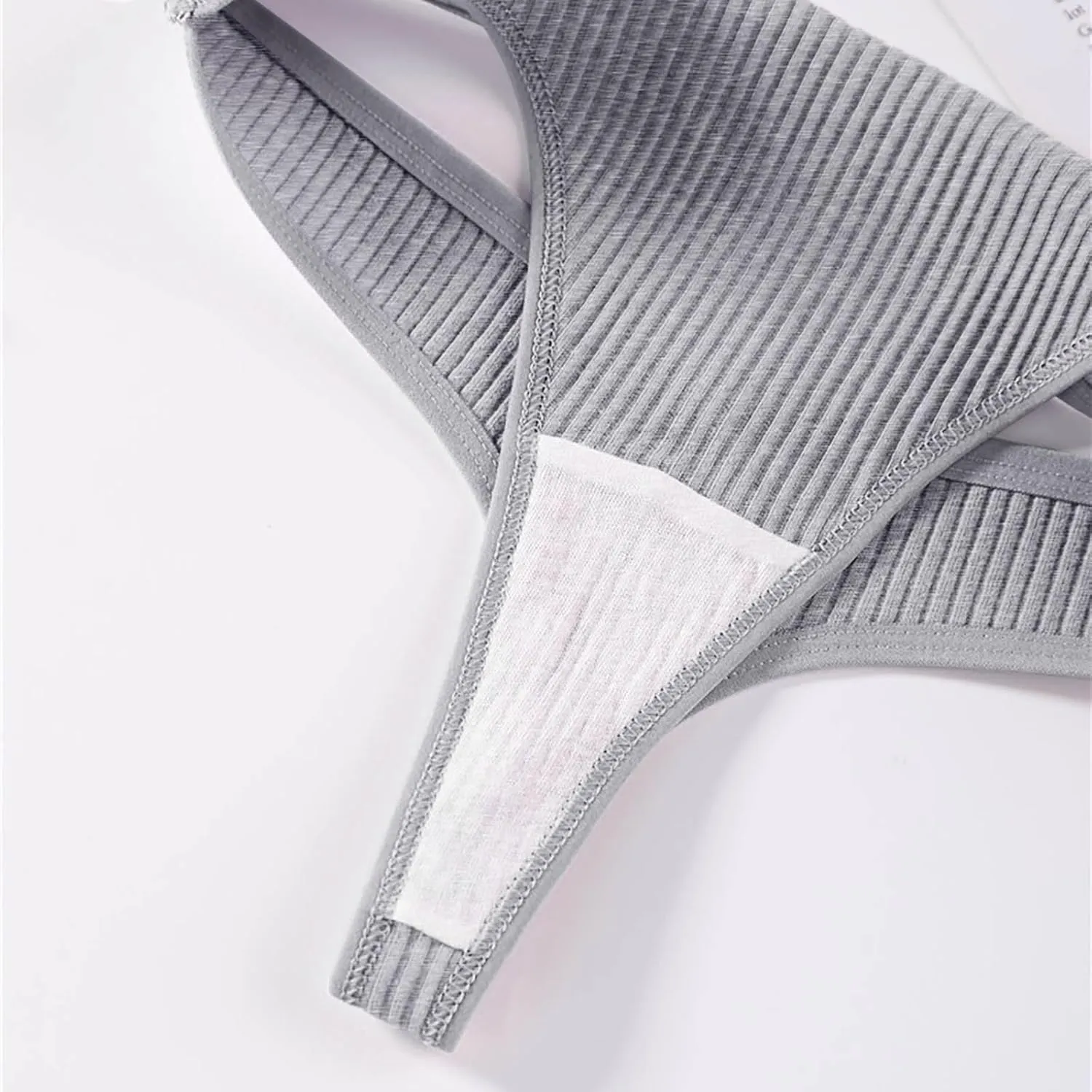Heevina Thongs For Women Ribbed Seamless Bikini Breathable Panty Low Rise Thongs Soft Tangas Curvy Panties